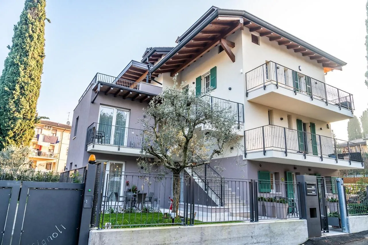 Guest house Il Nido Degli Usignoli Hotel Peschiera del Garda Italy