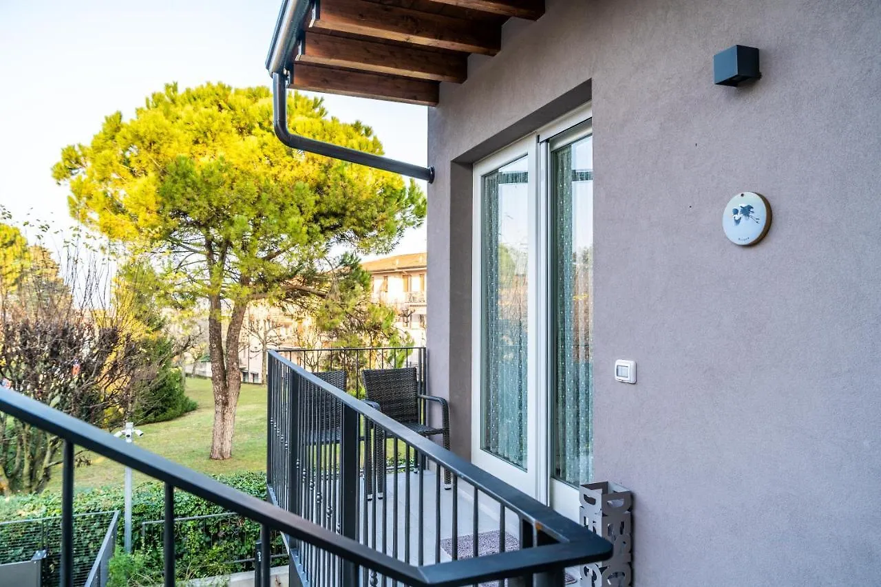 Guest house Il Nido Degli Usignoli Hotel Peschiera del Garda Italy
