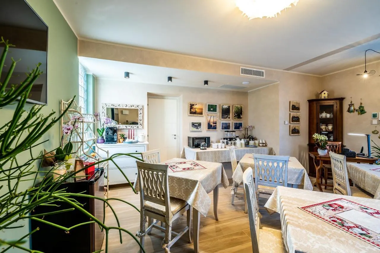 Il Nido Degli Usignoli Hotel Peschiera del Garda 0*,